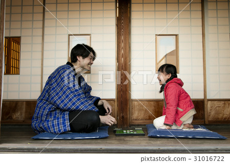 在農村生活的家庭生活 在農村生活的家庭生活 31016722