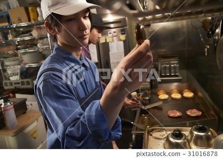 Hamburger shop kitchen 31016878