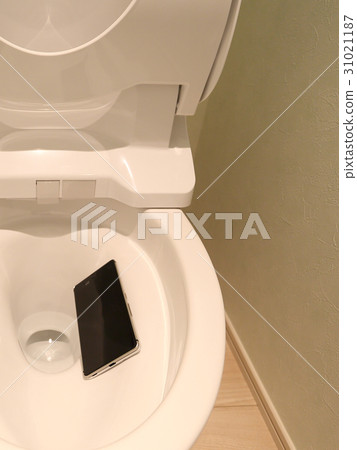 Sumaho淹沒注意沖洗廁所圖像 31021187