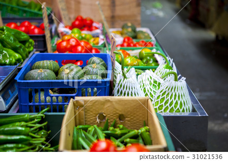  Fruit and vegetable market, vegetables, street vendors, fruit and vegetables, wild vegetables, Fruit and vegetable market, 31021536