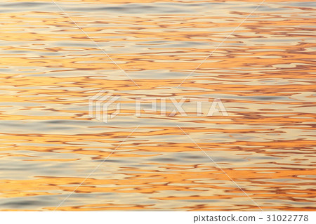 Sunset on the surface of the water Sunset on the surface of the water 31022778