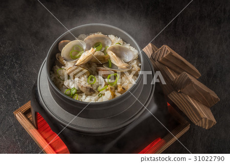 Japanese clams cooked rice with clams 31022790