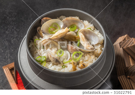 Japanese clams cooked rice with clams 31022791