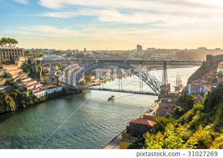 Evening view of Porto (Portugal) Evening view of Porto (Portugal) 31027269