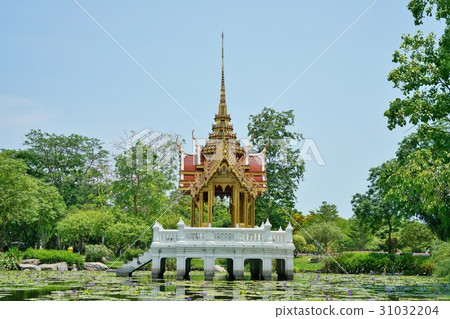 Thailand, Thailand, Thailand's architecture, park, water lily pond Thailand, Thailand, Thailand's architecture, park, water lily pond 31032204
