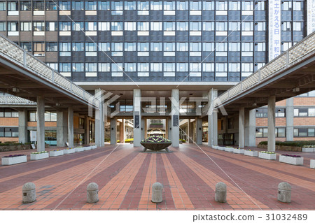 岡山縣政府辦公樓 - 主樓入口 -  31032489