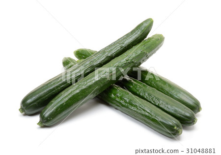 Cucumber 5 books white back 31048881