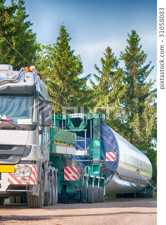 wind turbines on trailer wind turbines on trailer 31058083