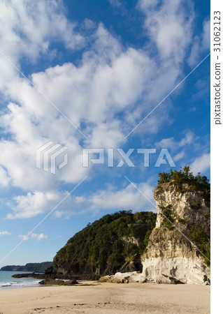 Many Tohama Beach bath Clear sky blue sky cloud Many Tohama Beach bath Clear sky blue sky cloud 31062123