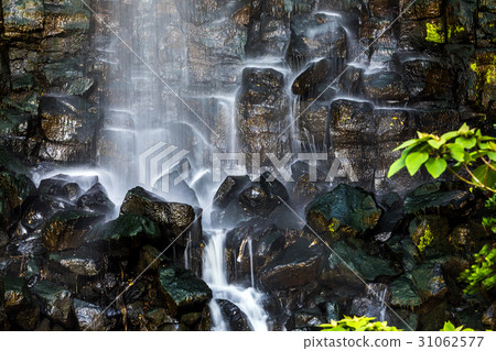 Hizen男性瀑布 Hizen男性瀑布 31062577