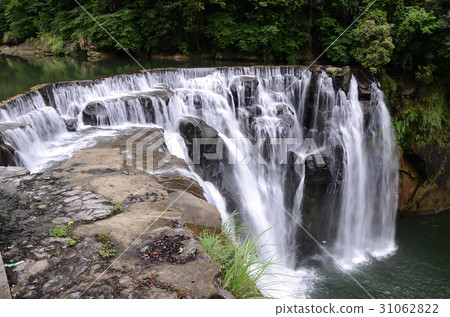 足夠的瀑布 31062822