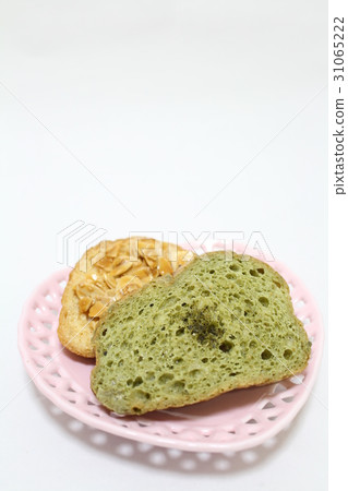 Baked confectionery rusk 31065222