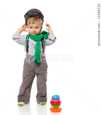 Toddler boy playing 31068129