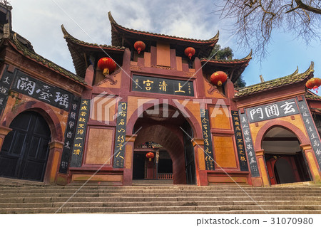 Buddhist temple exterior in China Buddhist temple exterior in China 31070980