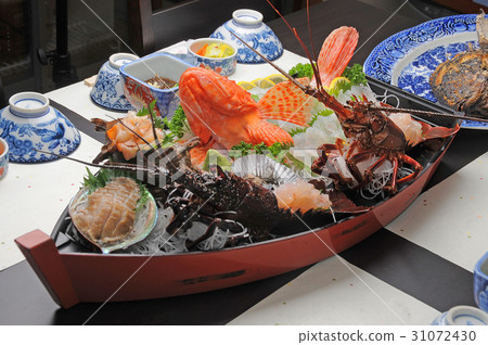 Cooking on boat hillside inns Cooking on boat hillside inns 31072430