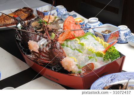 Cooking on boat hillside inns Cooking on boat hillside inns 31072437