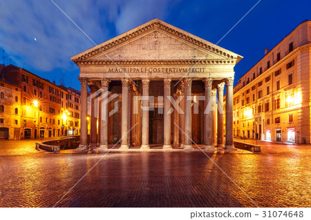 The Pantheon at night, Rome, Italy The Pantheon at night, Rome, Italy 31074648