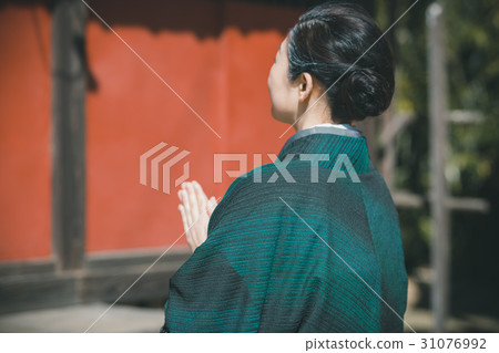 拜拜 銀髮族 女生 31076992