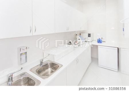 Dental sterilization department interior, Modern 31086356