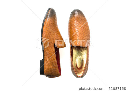 Brown leather shoes 31087168