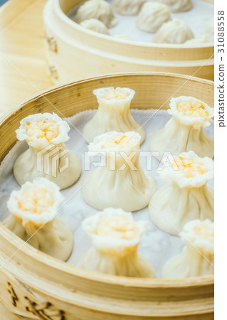 Dim sum dumpling Dim sum dumpling 31088558