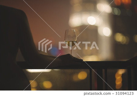 woman on the balcony Kuala Lumpur night city woman on the balcony Kuala Lumpur night city 31094123