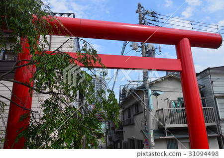 Red Torii of Sumiyoshi Shrine (Tsukuda, Chuo-ku, Tokyo) 31094498