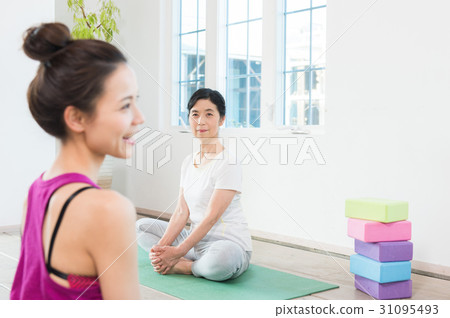 瑜伽課形象 瑜伽課形象 31095493