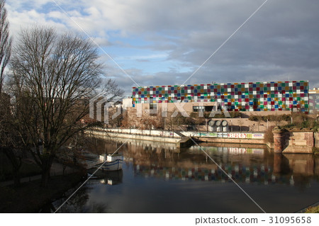 斯特拉斯堡當代藝術博物館的風景 31095658