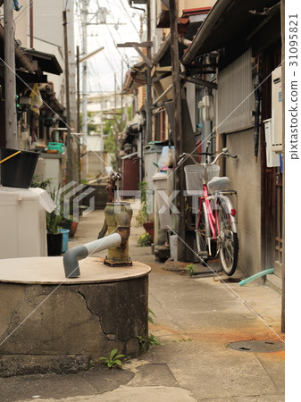 市中心的胡同 31095821