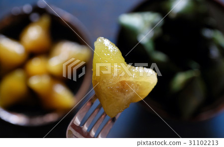 Vietnamese traditional food for may 5th 31102213
