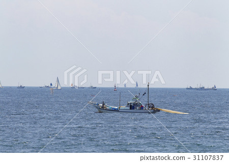 尖叫漁漁船 31107837