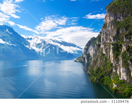 Summer view over of lake Garda, Italy Summer view over of lake Garda, Italy 31109476