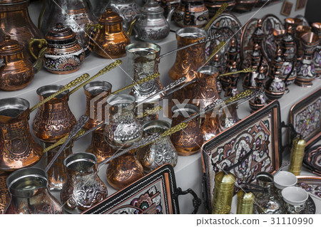 Copper product as souvenir for visitors 31110990