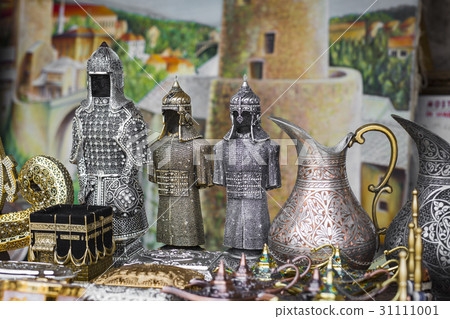 Copper product as souvenir for visitors 31111001