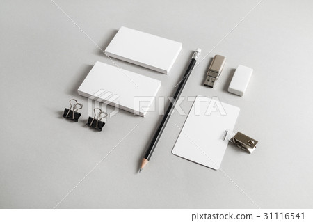 Blank ID mockup 31116541