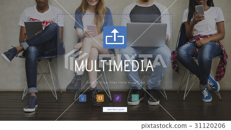 The use of a variety of artistic or communicative media. 31120206