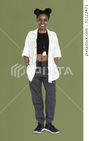 African Descent Girl Casual Smiling African Descent Girl Casual Smiling 31122471