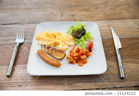 close up of food on plate 31124222