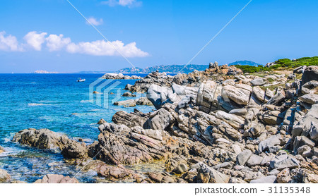 Bizarre granite rocks and amazing azure water on 31135348