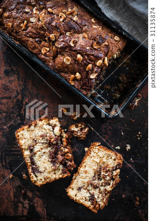 Banana loaf cake Banana loaf cake 31135874