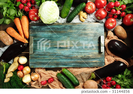 Border composition  made with fresh vegetables 31144856