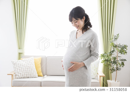 Pregnant woman Pregnant woman 31158058