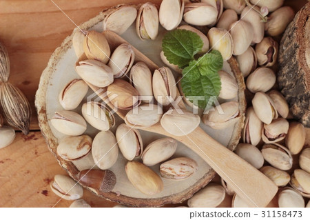 Pistachios is delicious for healthy Pistachios is delicious for healthy 31158473