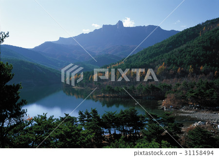 Ulsan Rock, Mt. Seorak, Gangwon Province Ulsan Rock, Mt. Seorak, Gangwon Province 31158494