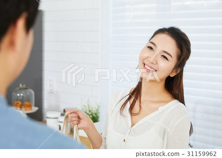 幸福的情侶 31159962