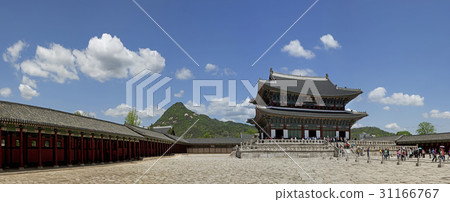 Kunjeongjeon (National Treasure No.223), Gyeongbokgung Palace, Jongno-gu, Seoul Kunjeongjeon (National Treasure No.223), Gyeongbokgung Palace, Jongno-gu, Seoul 31166767