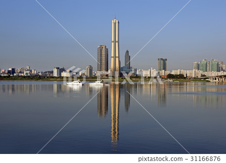 首爾漢江永登浦區汝矣島Lienchenia大廈63號 31166876