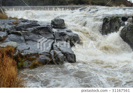 Sogaki waterfall 31167561