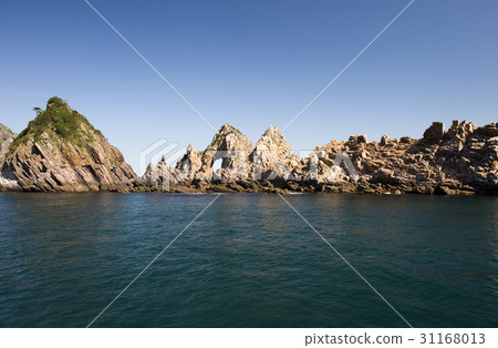 Seongseok Rock, Nammon Rock, Hongdo, Daedong Sea National Park, Sinan County, Jeonnam Seongseok Rock, Nammon Rock, Hongdo, Daedong Sea National Park, Sinan County, Jeonnam 31168013